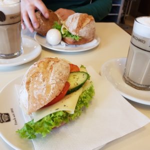 Frankfurt, Frühstück, Latte Macchiato