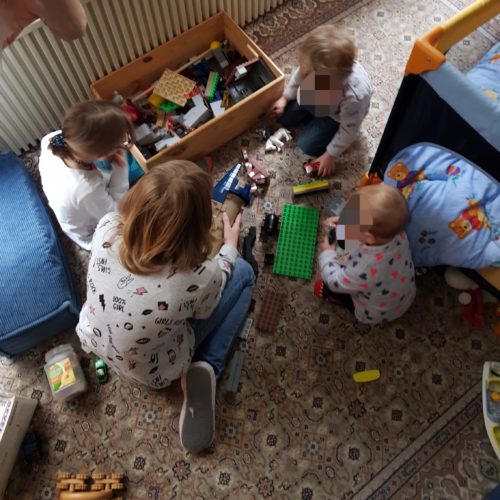 Kinder, Nichte, Neffe, spielen, Lego, Playmobil